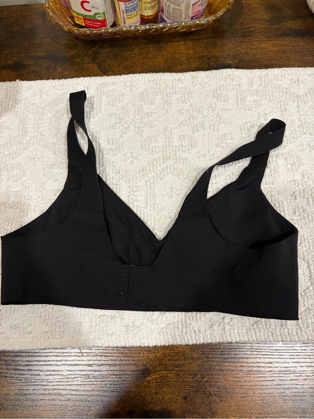 Black Wireless Bralette - Lululemon